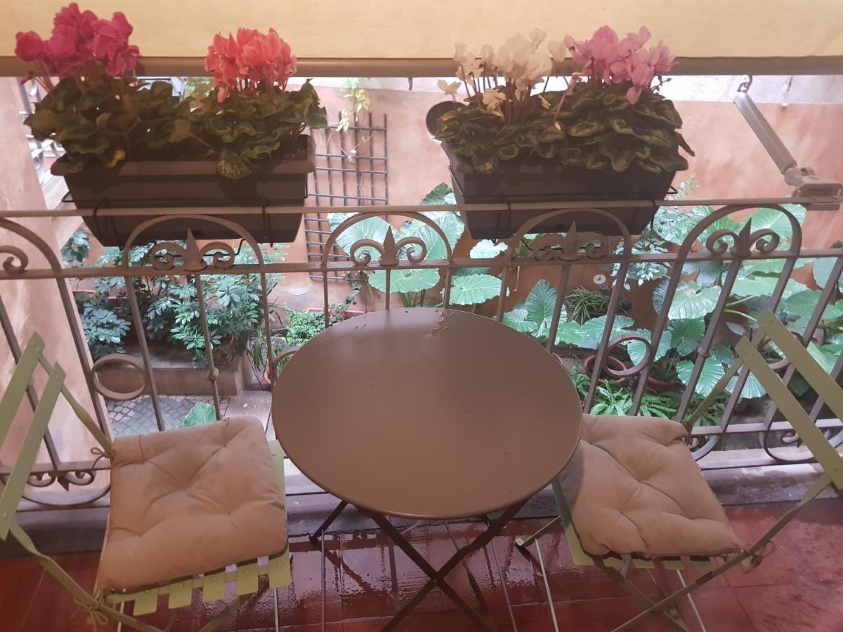 Foro Romano Luxury Suites Exterior photo