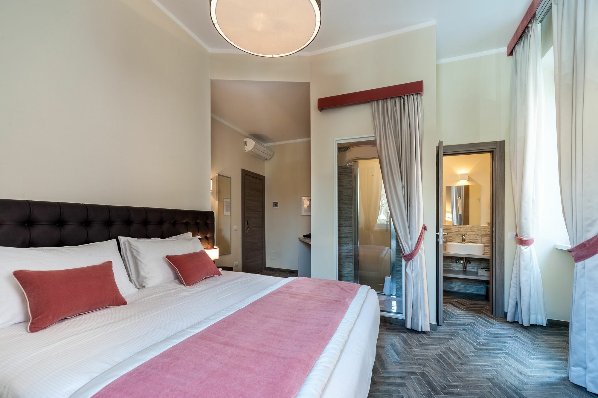 Foro Romano Luxury Suites Exterior photo